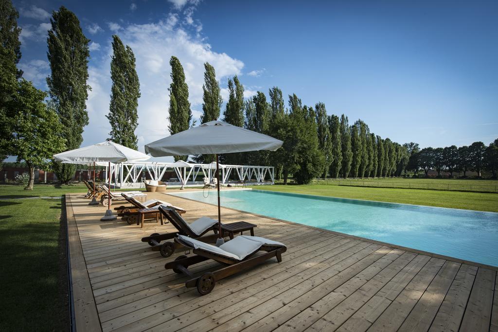 Agriturismo Tenuta "Il Cigno" Villanterio Eksteriør billede