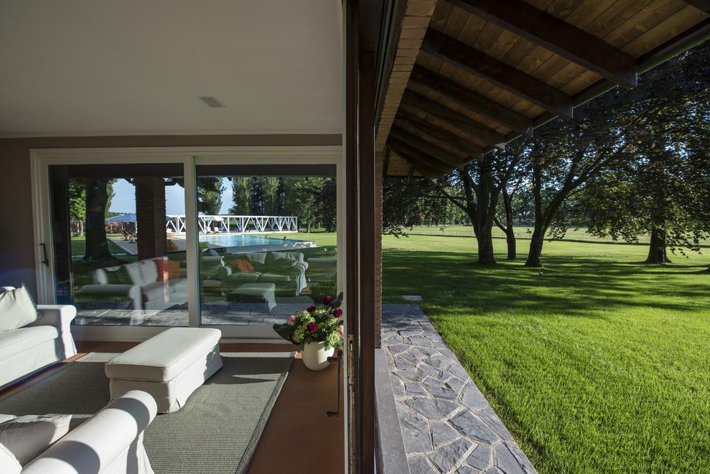 Agriturismo Tenuta "Il Cigno" Villanterio Eksteriør billede