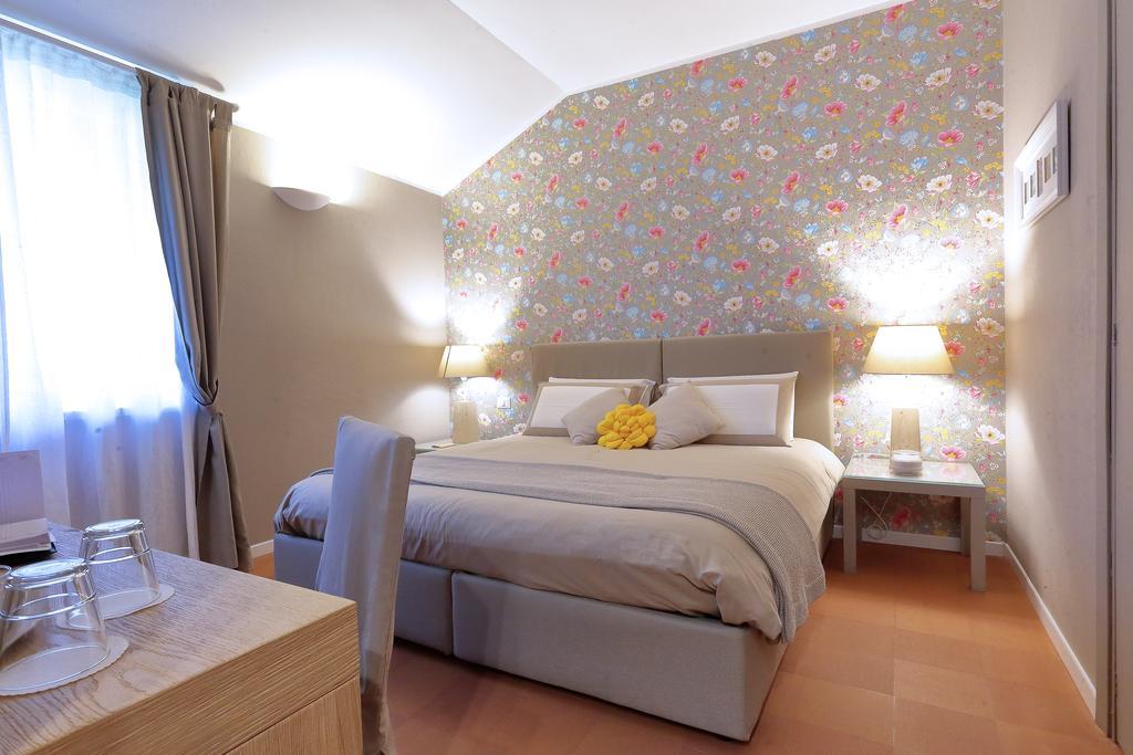 Agriturismo Tenuta "Il Cigno" Villanterio Eksteriør billede