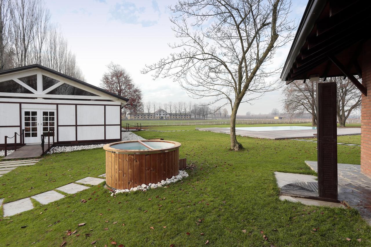 Agriturismo Tenuta "Il Cigno" Villanterio Eksteriør billede