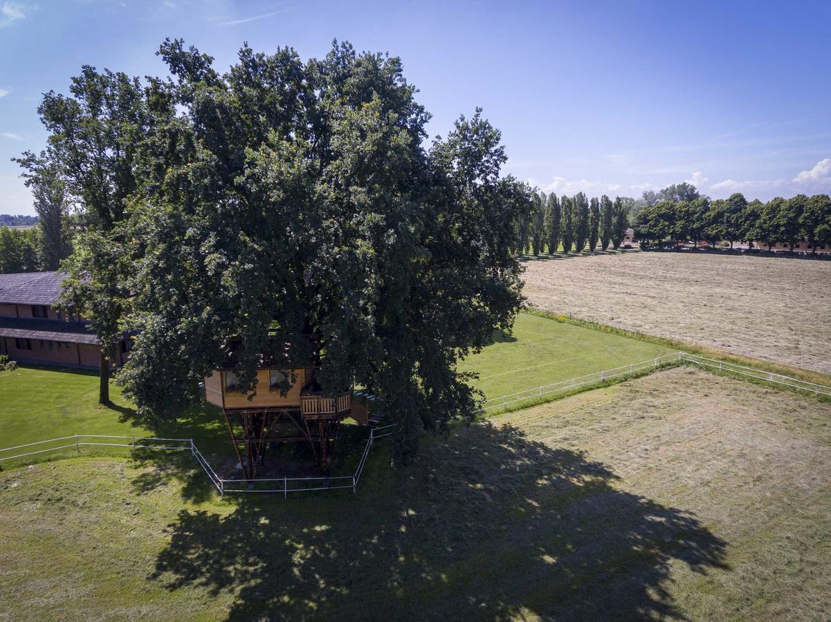 Agriturismo Tenuta "Il Cigno" Villanterio Eksteriør billede
