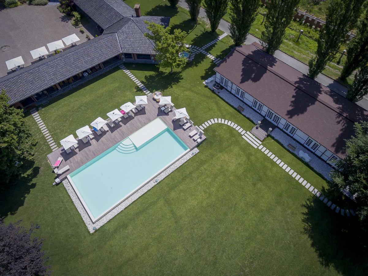 Agriturismo Tenuta "Il Cigno" Villanterio Eksteriør billede