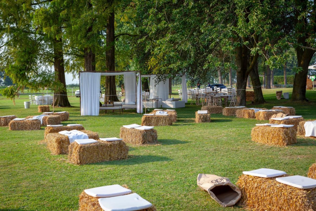 Agriturismo Tenuta "Il Cigno" Villanterio Eksteriør billede