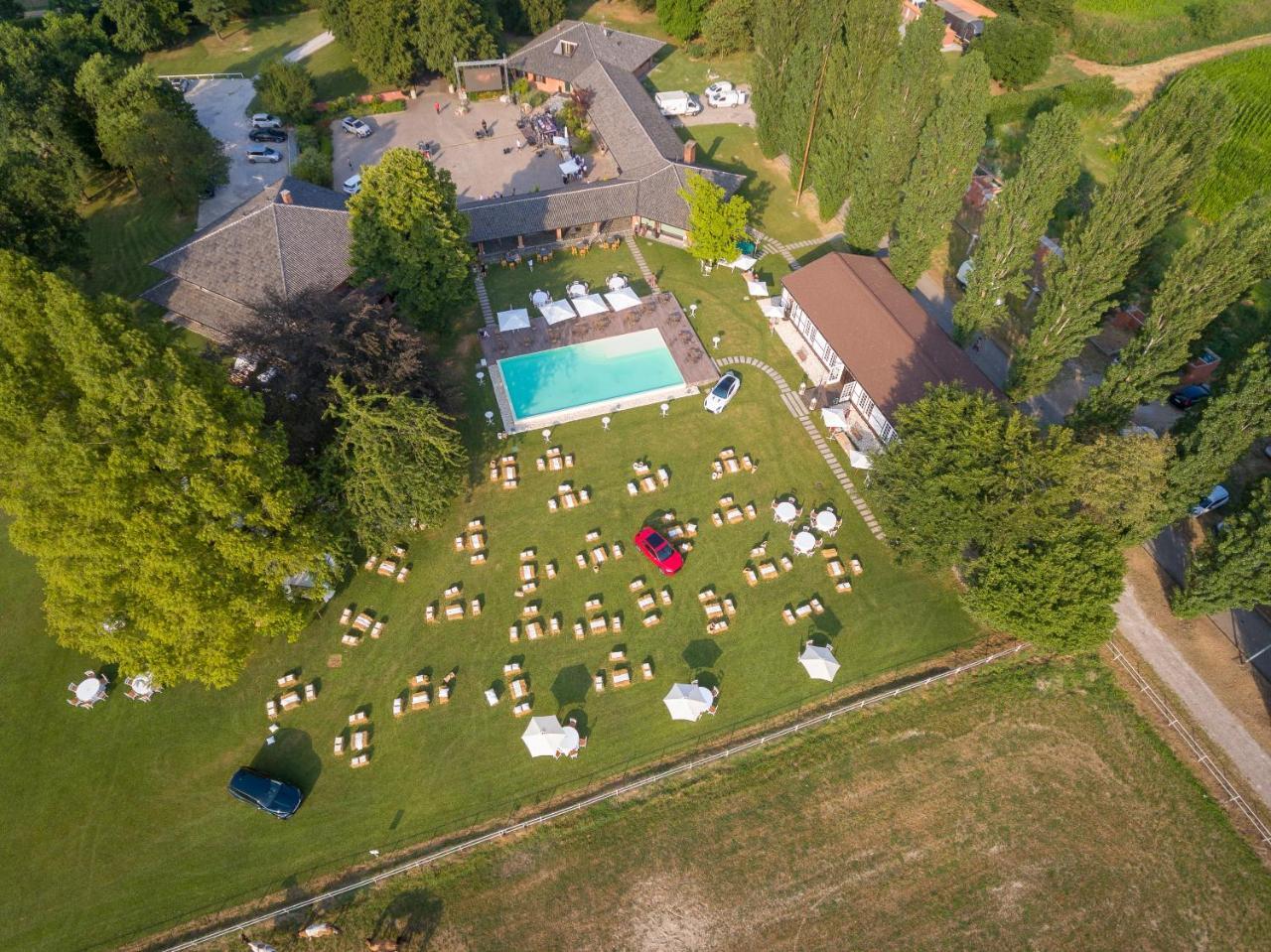 Agriturismo Tenuta "Il Cigno" Villanterio Eksteriør billede