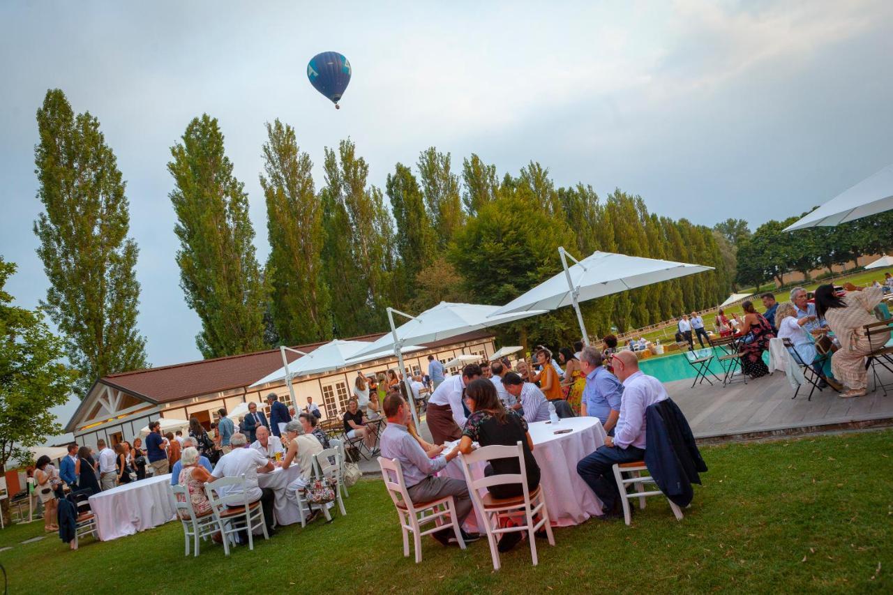 Agriturismo Tenuta "Il Cigno" Villanterio Eksteriør billede
