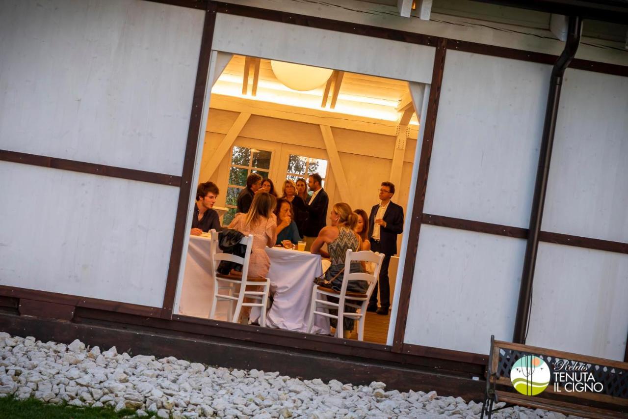 Agriturismo Tenuta "Il Cigno" Villanterio Eksteriør billede